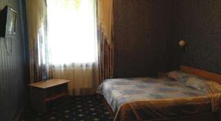 Гостиница Классик Керчь Улучшенный двухместный номер с 1 кроватью-2